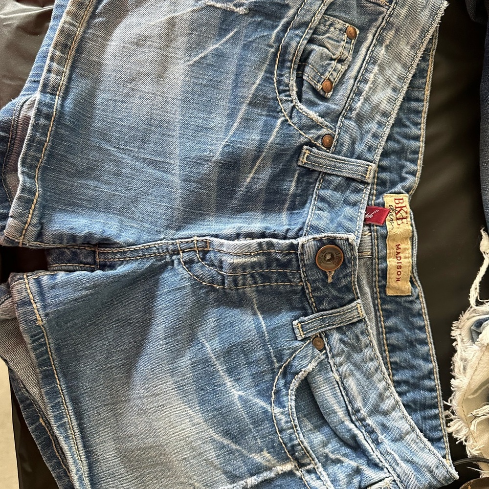 BKE Blue Classic Distressed Jeans